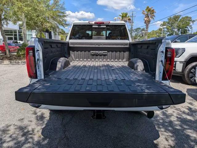 2026 GMC Sierra 2500HD Crew Cab, Standard Bed, Denali Ultimate, 4WD