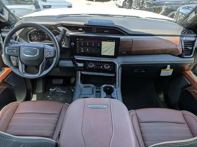 2026 GMC Sierra 2500HD Crew Cab, Standard Bed, Denali Ultimate, 4WD