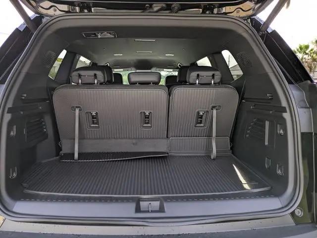 2026 GMC Acadia Elevation FWD