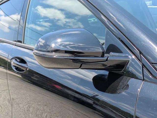 2026 Buick NV Sport Touring FWD