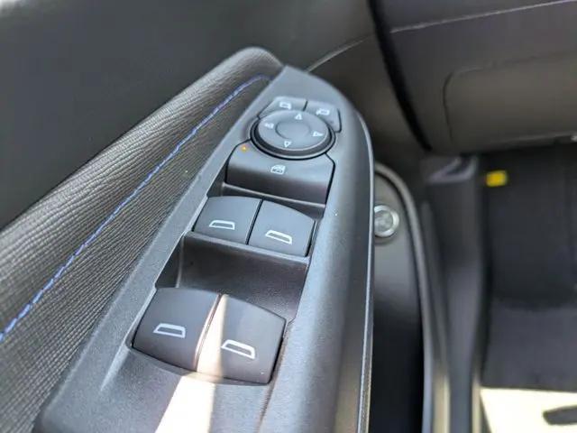 2026 Buick NV Sport Touring FWD