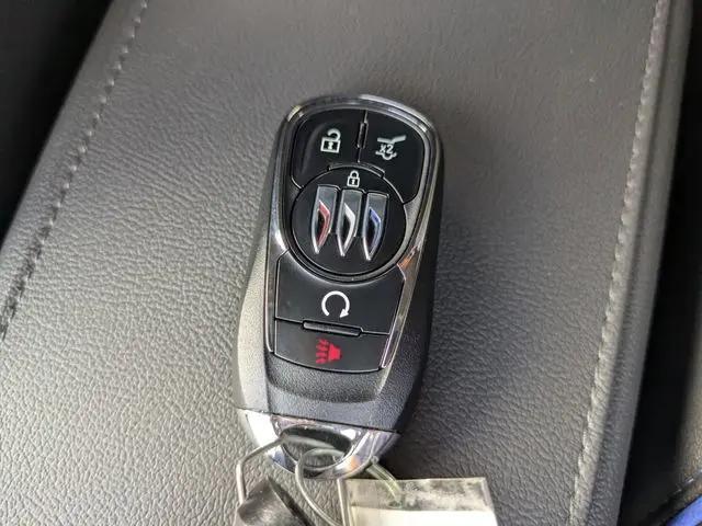 2026 Buick NV Sport Touring FWD