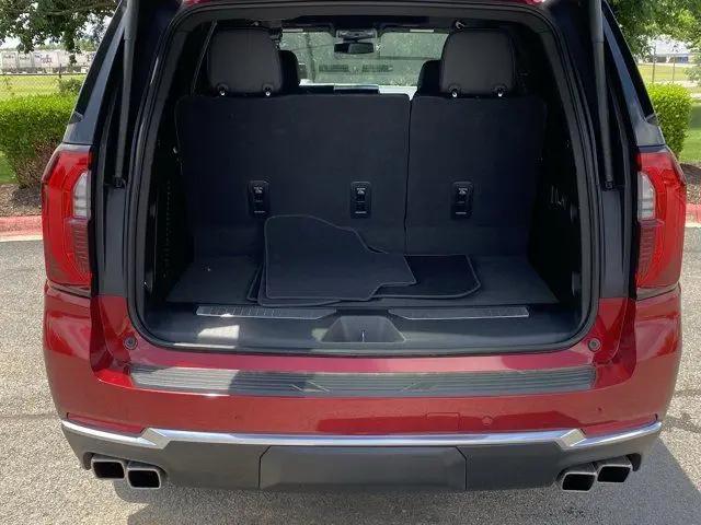 2025 GMC Yukon 4WD Denali
