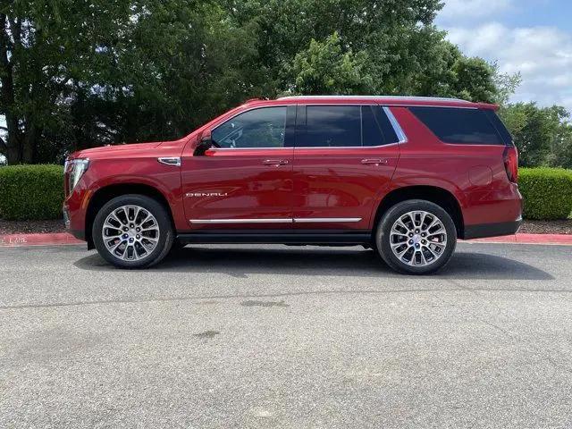 2025 GMC Yukon 4WD Denali