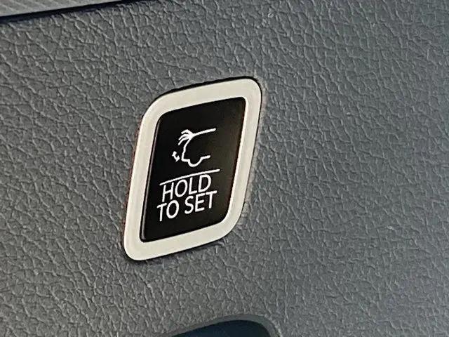 2023 Jeep Grand Wagoneer Series III 4x4