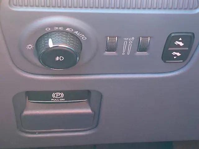 2023 Jeep Grand Wagoneer Series III 4x4