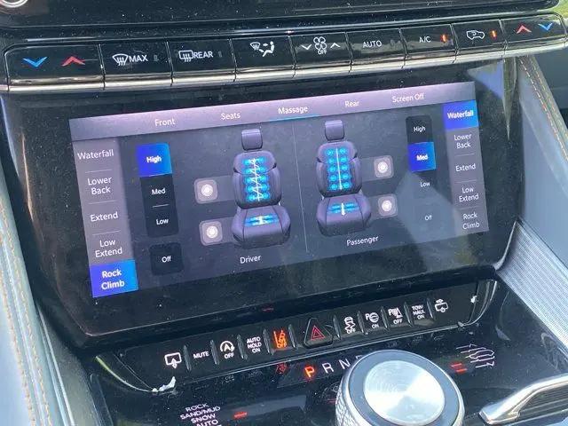 2023 Jeep Grand Wagoneer Series III 4x4