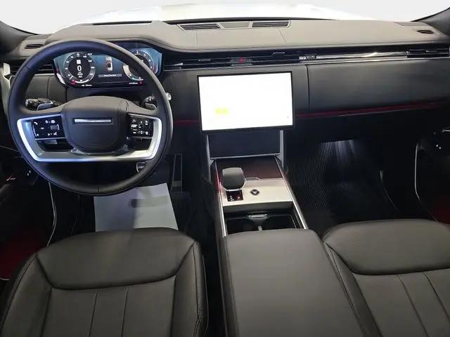 2026 Land Rover Range Rover P530 SE 7 Seat