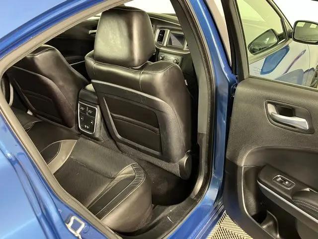 2022 Dodge Charger SXT RWD
