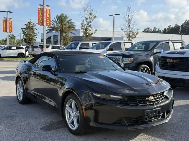 2023 Chevrolet Camaro RWD Convertible 1LT