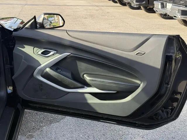 2023 Chevrolet Camaro RWD Convertible 1LT