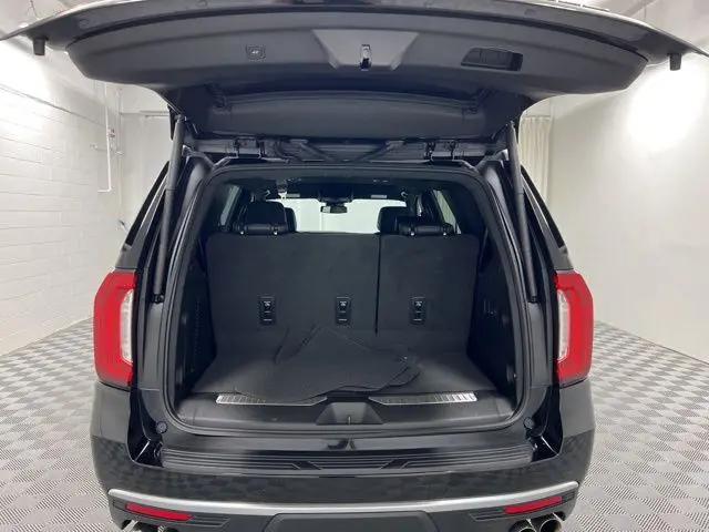 2023 GMC Yukon 4WD Denali