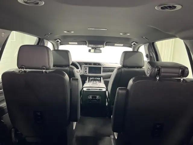 2023 GMC Yukon 4WD Denali