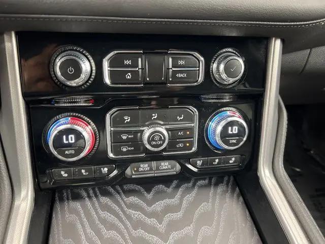 2023 GMC Yukon 4WD Denali