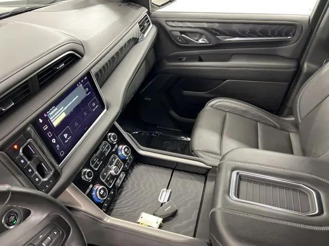 2023 GMC Yukon 4WD Denali