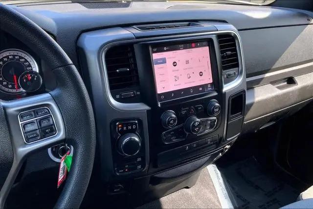 2022 Ram 1500 Classic Warlock Crew Cab 4x4 5'7" Box