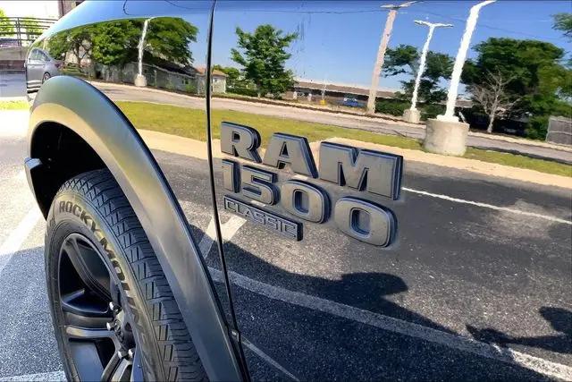 2022 Ram 1500 Classic Warlock Crew Cab 4x4 5'7" Box