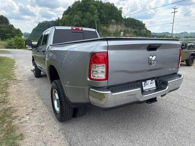 2024 Ram 3500 Tradesman Crew Cab 4x4 8' Box