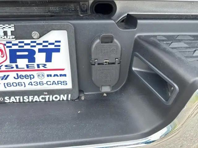 2024 Ram 3500 Tradesman Crew Cab 4x4 8' Box