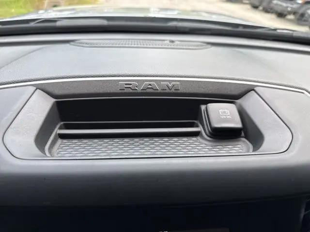 2024 Ram 3500 Tradesman Crew Cab 4x4 8' Box