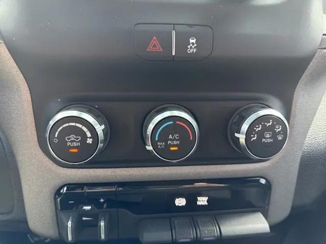 2024 Ram 3500 Tradesman Crew Cab 4x4 8' Box