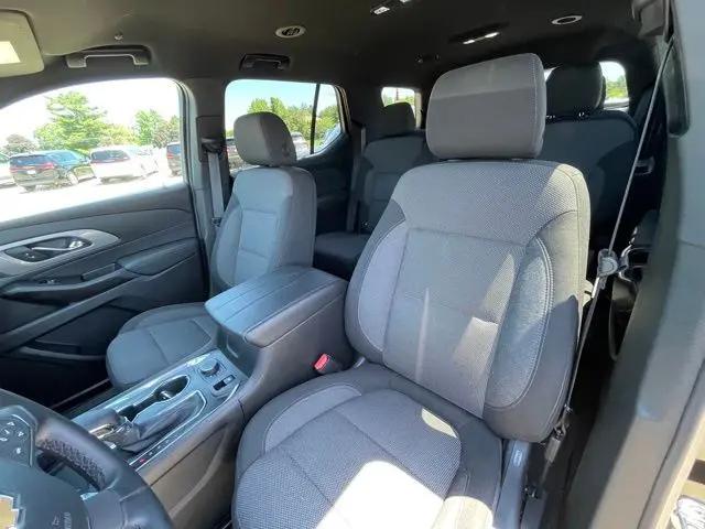 2023 Chevrolet Traverse FWD LT Cloth