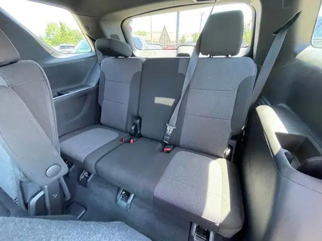 2023 Chevrolet Traverse FWD LT Cloth