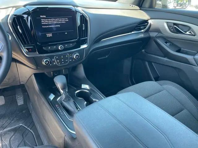 2023 Chevrolet Traverse FWD LT Cloth