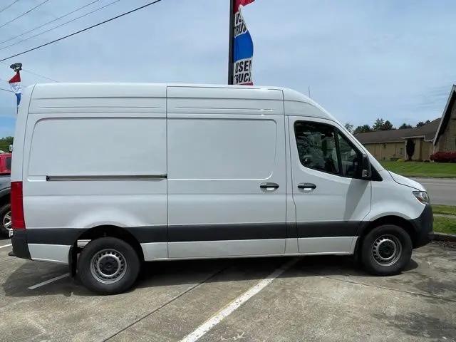 2025 Mercedes-Benz Sprinter 2500 Standard Roof 4-Cyl Diesel