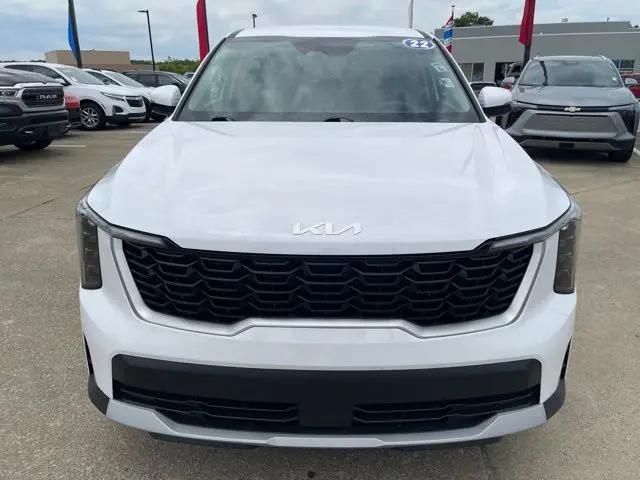 2024 Kia Sorento LX