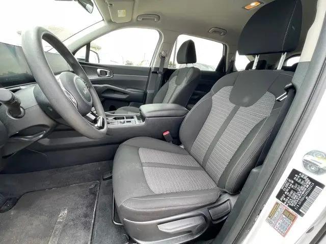 2024 Kia Sorento LX