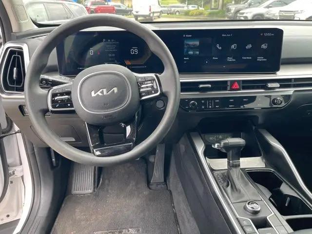 2024 Kia Sorento LX