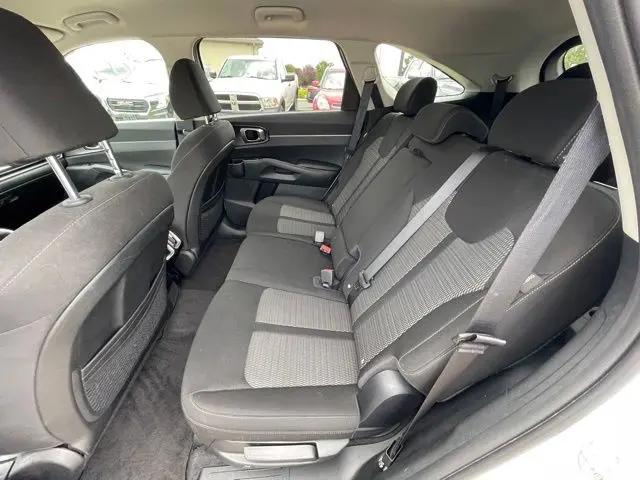 2024 Kia Sorento LX