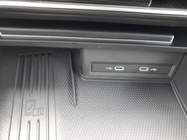 2025 Volkswagen Atlas Cross Sport 2.0T SE