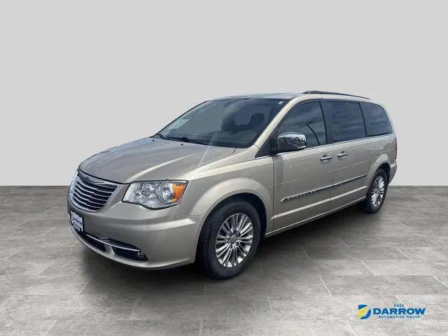 2016 Chrysler Town & Country Touring-L Anniversary Edition for sale in West Bend, WI