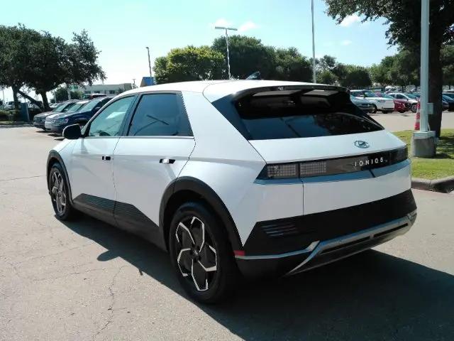 2024 Hyundai IONIQ 5 SEL