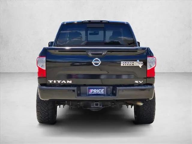 2017 Nissan Titan SV