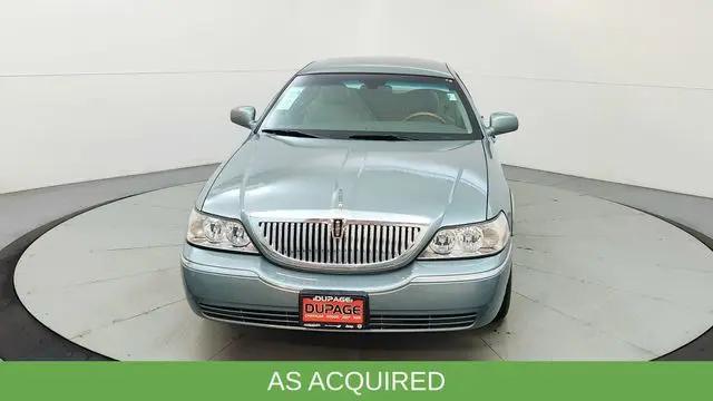 2004 Lincoln Town Car Ultimate