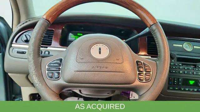 2004 Lincoln Town Car Ultimate