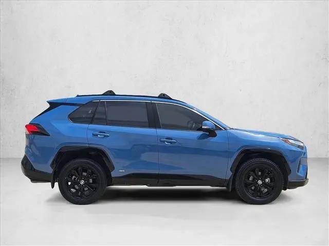 2023 Toyota RAV4 Hybrid SE