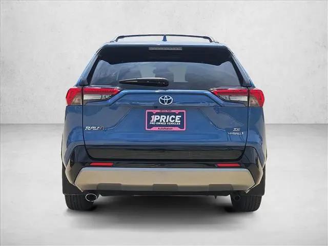 2023 Toyota RAV4 Hybrid SE