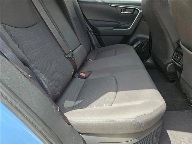 2023 Toyota RAV4 Hybrid SE