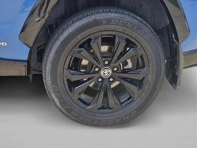2023 Toyota RAV4 Hybrid SE
