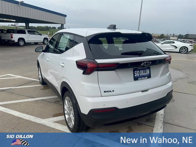2027 Chevrolet Bolt LT FWD
