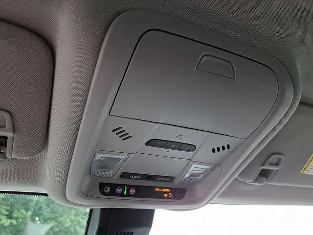 2024 GMC Terrain AWD SLT