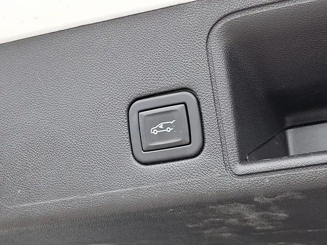 2024 GMC Terrain AWD SLT
