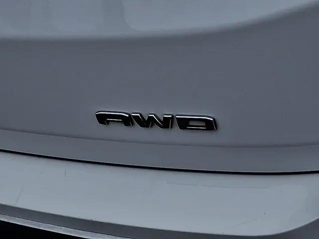 2024 GMC Terrain AWD SLT