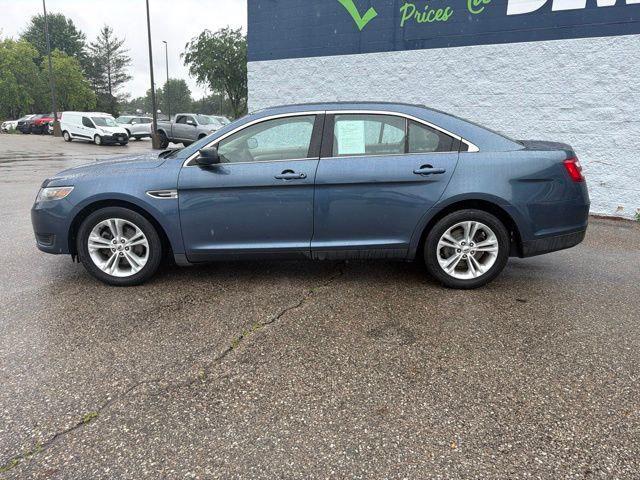 2018 Ford Taurus SE