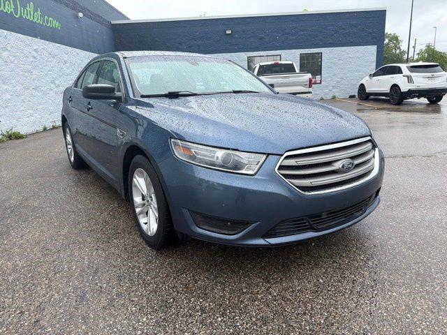 2018 Ford Taurus SE