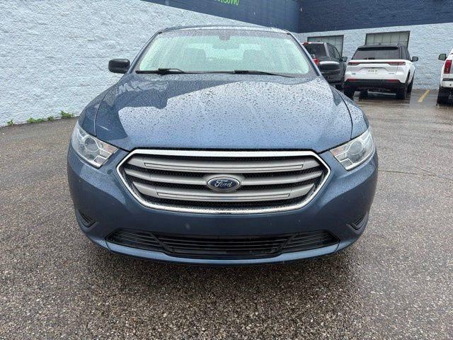 2018 Ford Taurus SE